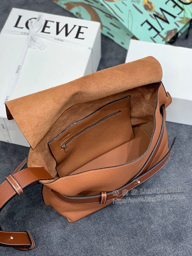 LOEWE包包 羅意威Messenger Strap男士斜挎郵差包 36035  tcl1051